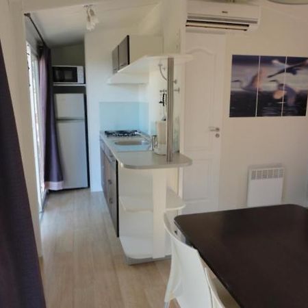 Mobil Home 6 Personnes Rocbaron Esterno foto